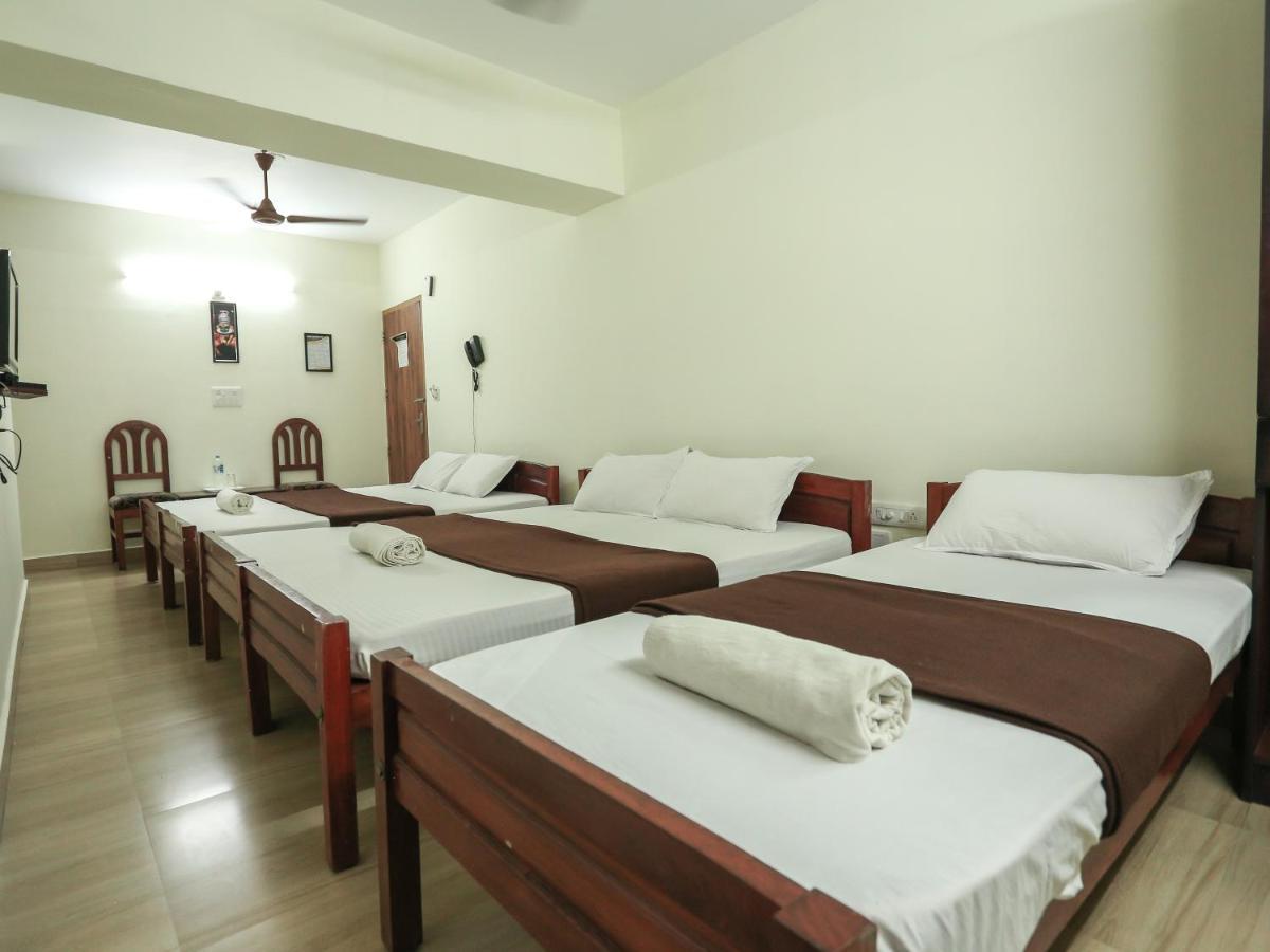 Hare Krishna Inn Guruvayur Bagian luar foto
