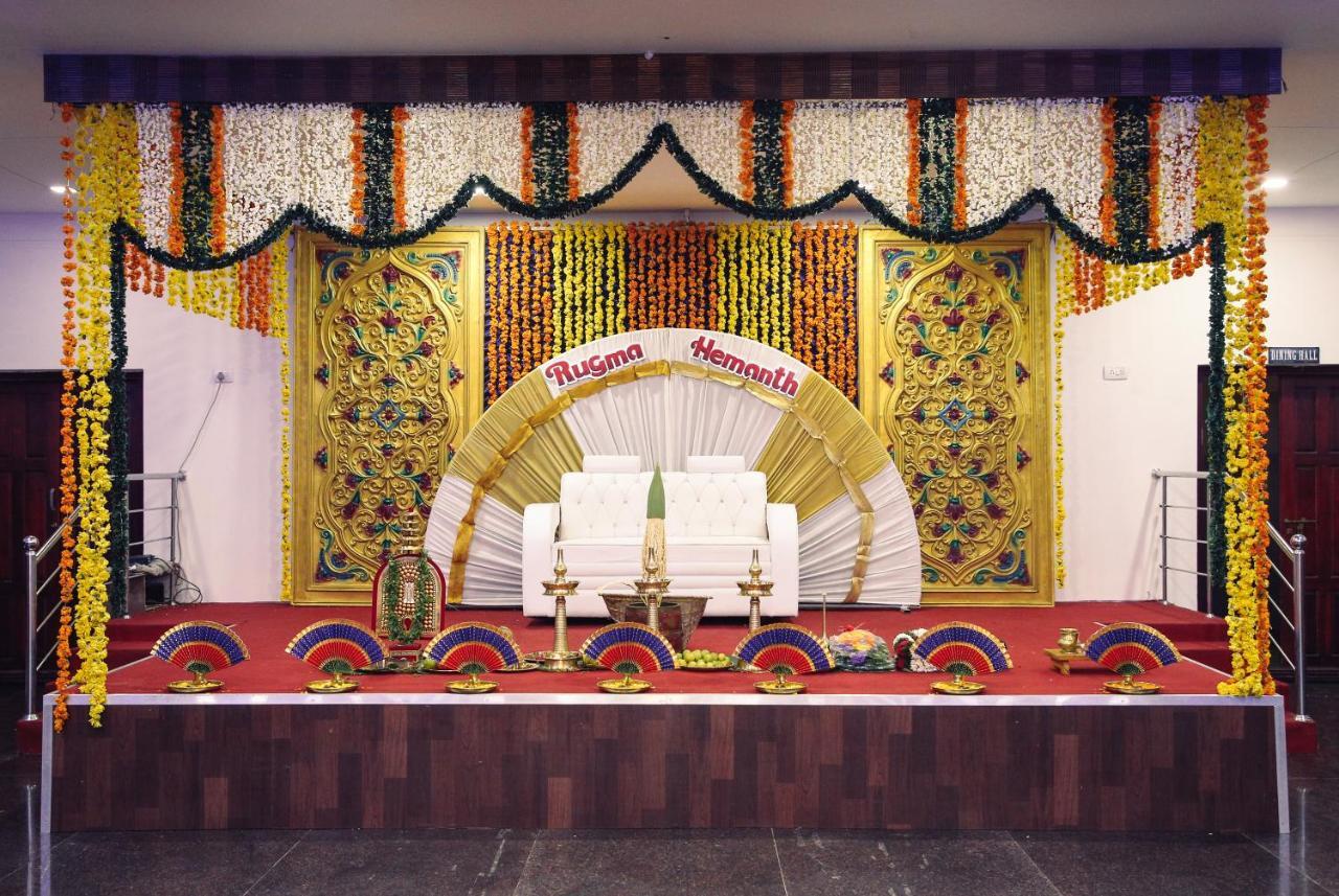 Hare Krishna Inn Guruvayur Bagian luar foto