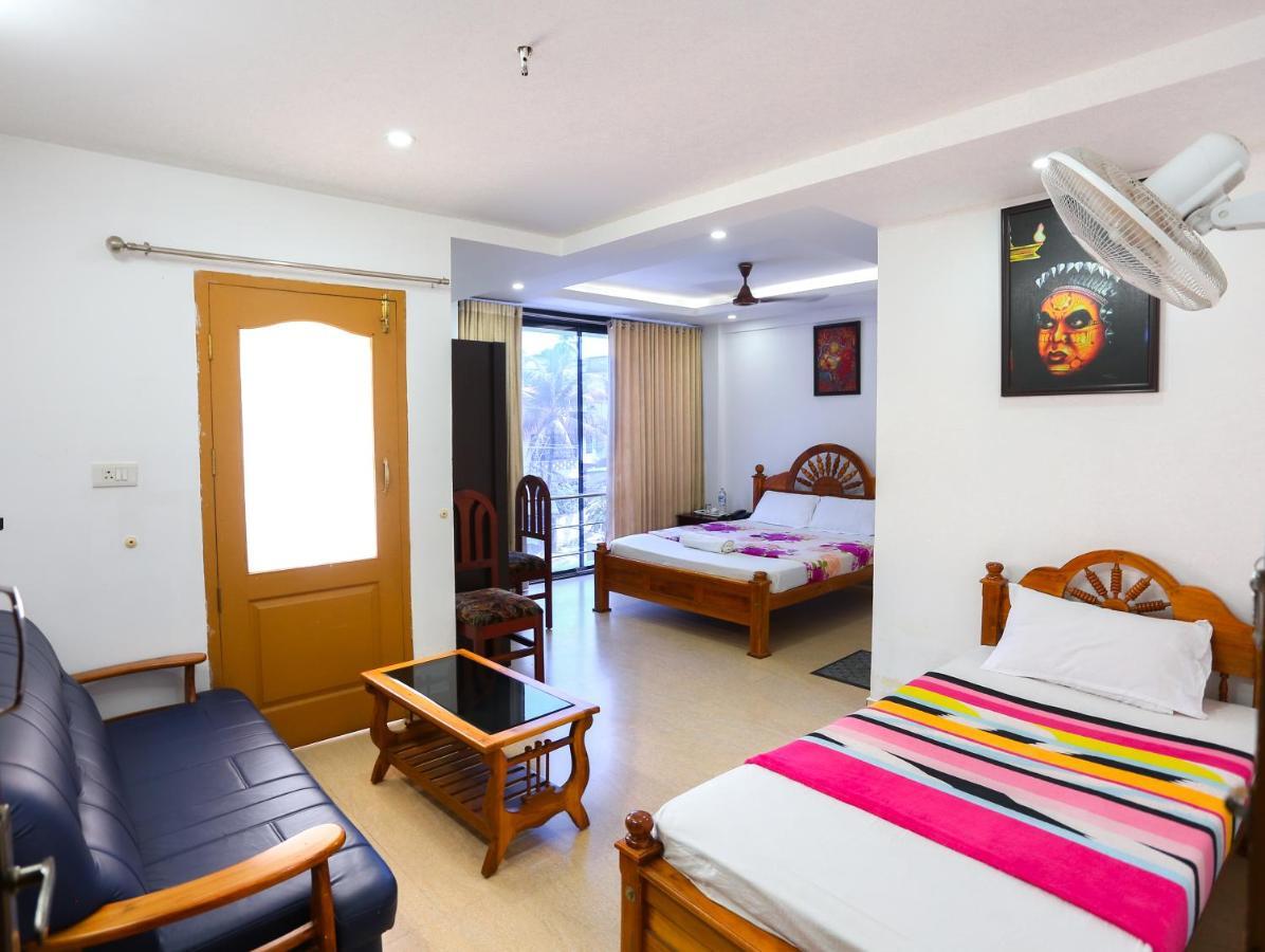 Hare Krishna Inn Guruvayur Bagian luar foto